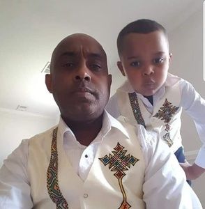 Meet your Posher, Matias